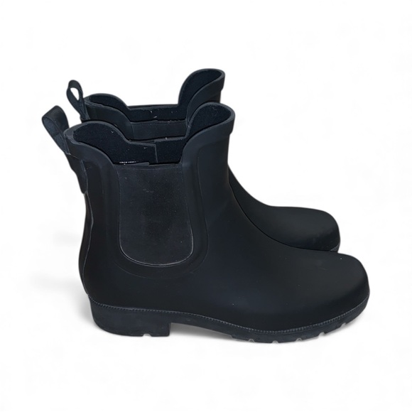 Eddie Bauer Hailey Waterproof/Weather Resistant Comfort Stretch Rain Boot - Picture 2 of 8